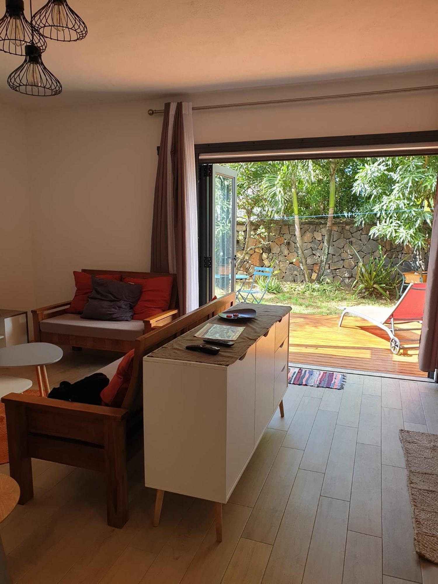 Summerhouse With Amenities. छुट्टी का घर Grand Baie